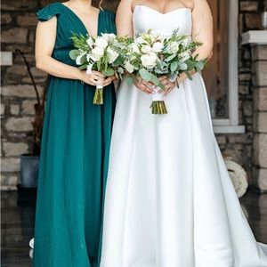 REVELRY Cora chiffon bridesmaids dress in emerald green. Size 12 but altered.
